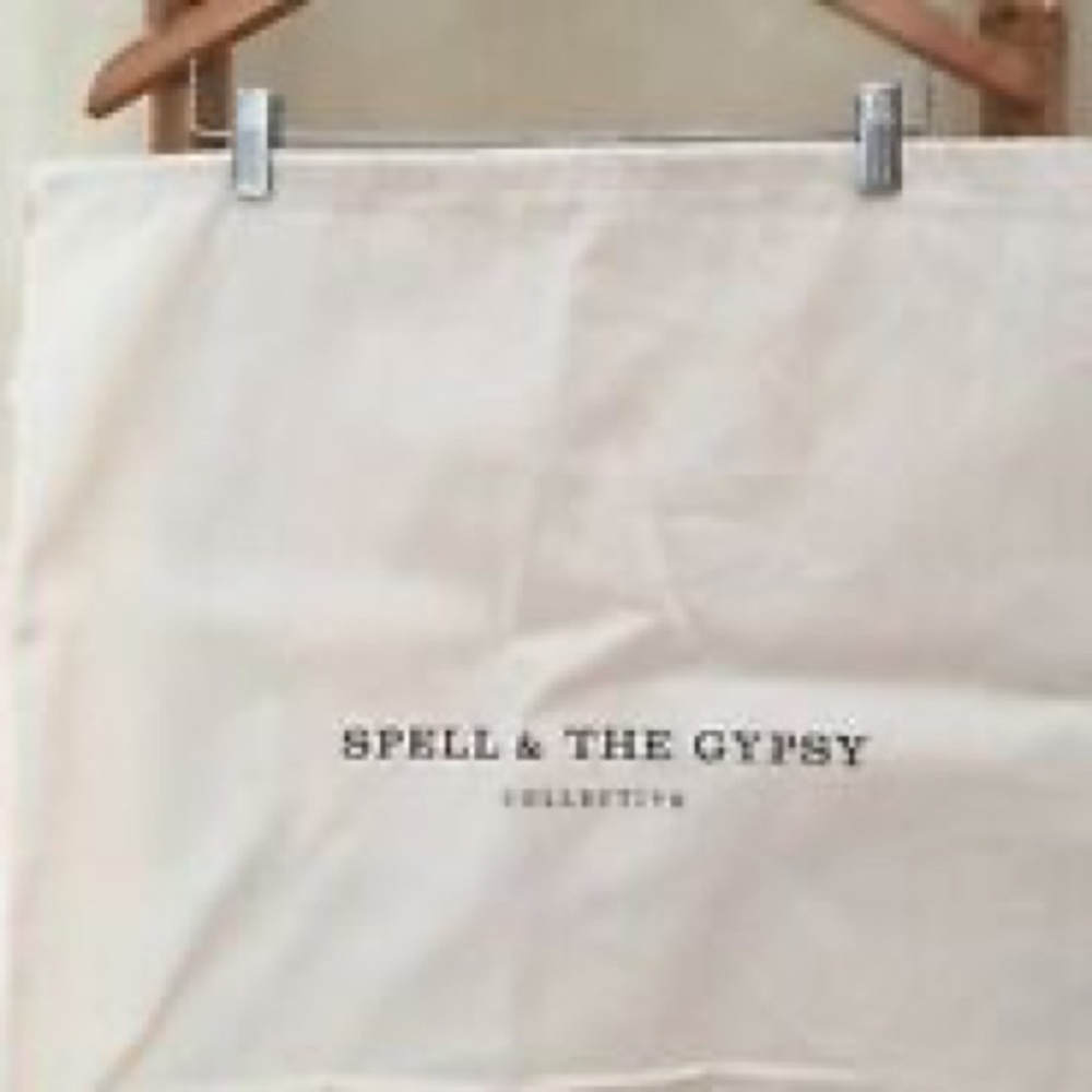 2 Canvas Bags(bundle) - Picture 3 of 5